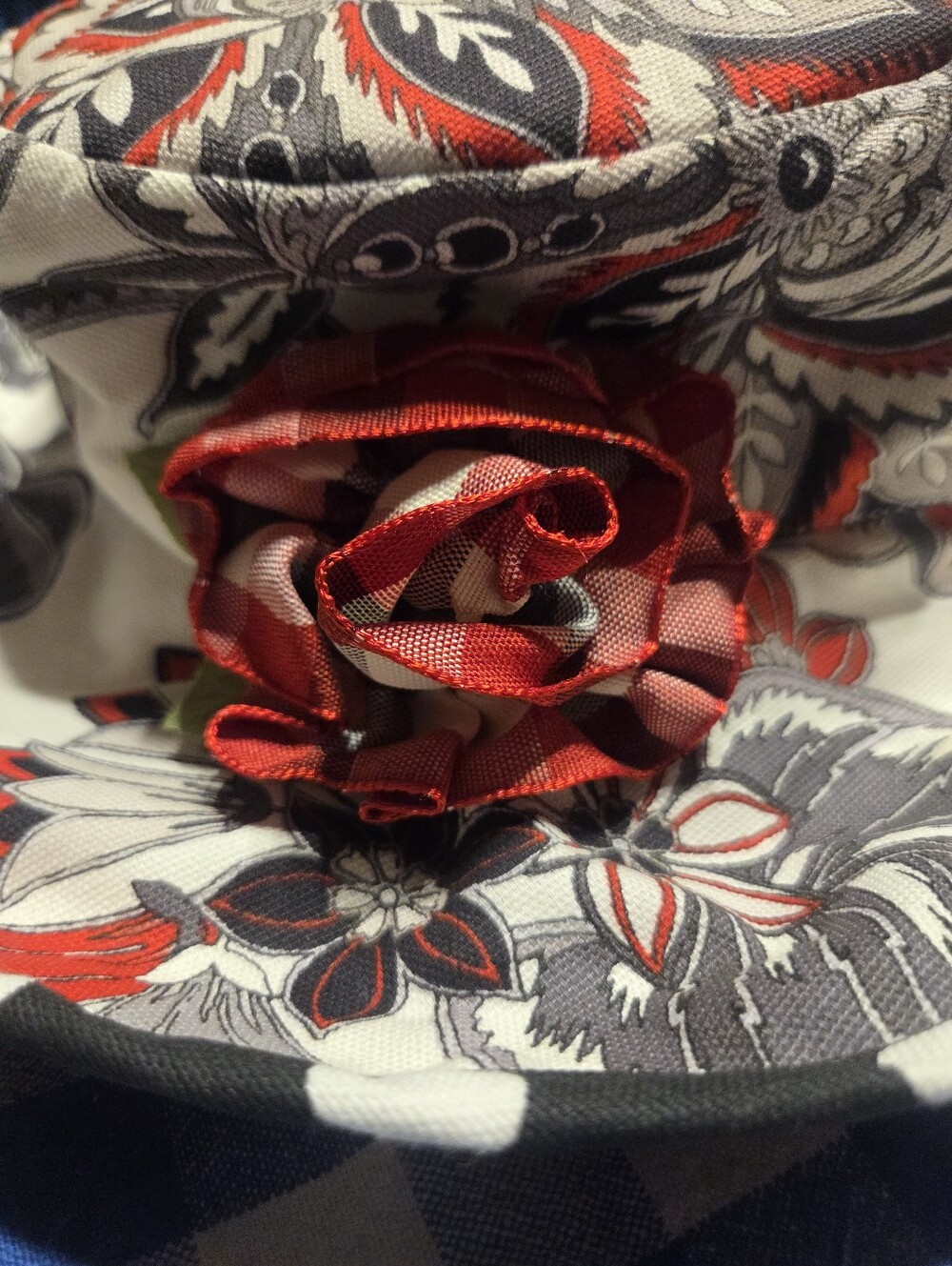 Reversible Bucket Hat With Rose Pin - Picture 7 of 7